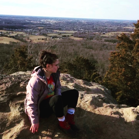 Meet your Posher, Jordan - Picture 4 of 12